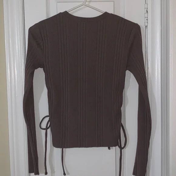 Cropped top - Picture 2 of 3